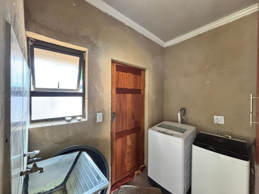 4 Bedroom Property for Sale in Mooivallei Park North West
